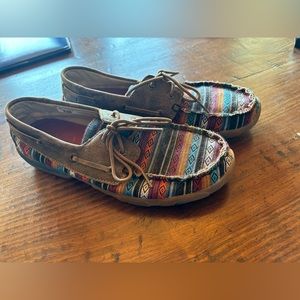 Women’s twisted X driving moc size 8